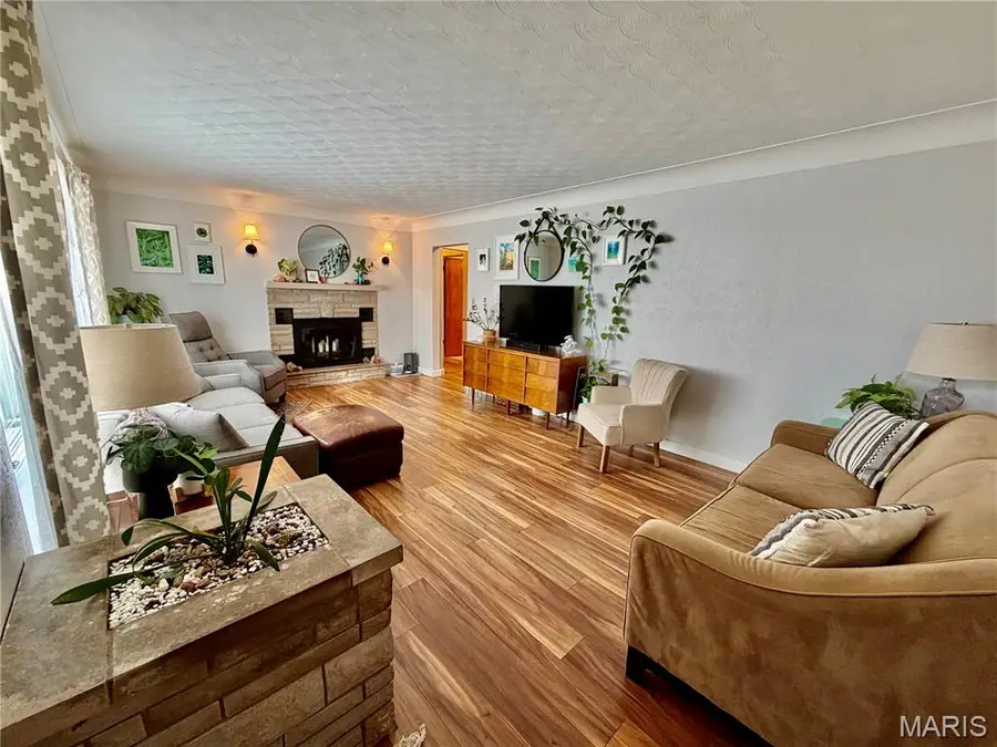 3725 Elmore Drive, Alton, IL 62002 - Image #3