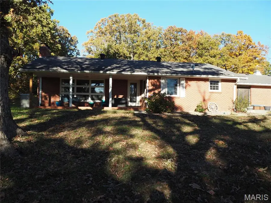 Address Withheld By Seller, Linn, MO 65051 - Image #3