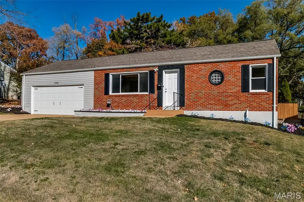 1542 Grant Road, Saint Louis, MO 63119 - Image #1