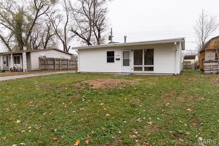 1109 Saint Helena Drive, Cahokia, IL 62206 - Image #2