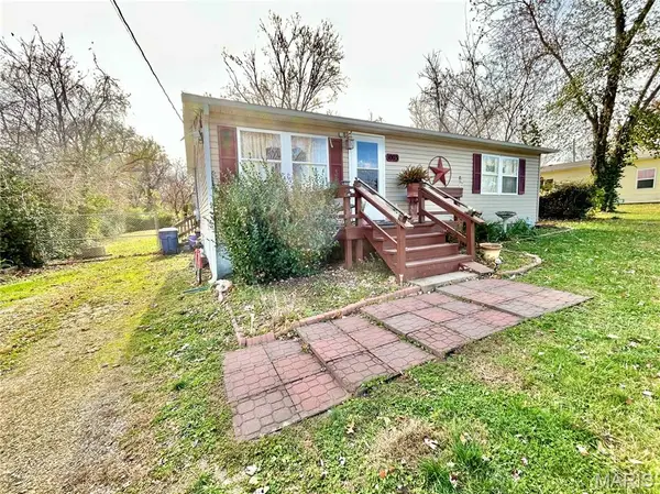 1003 W Franklin Street, Salem, MO 65560