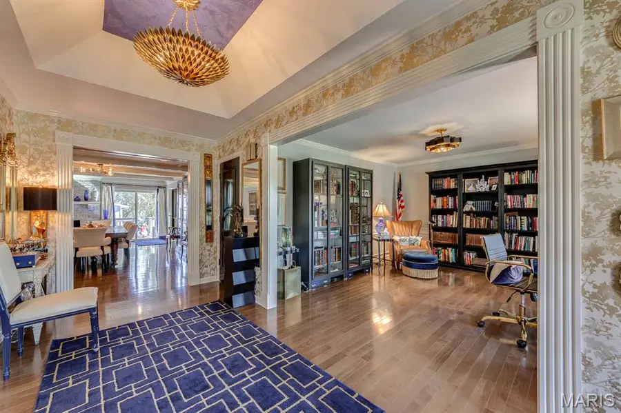 584 Sunbridge Drive, Chesterfield, MO 63017 - Image #2