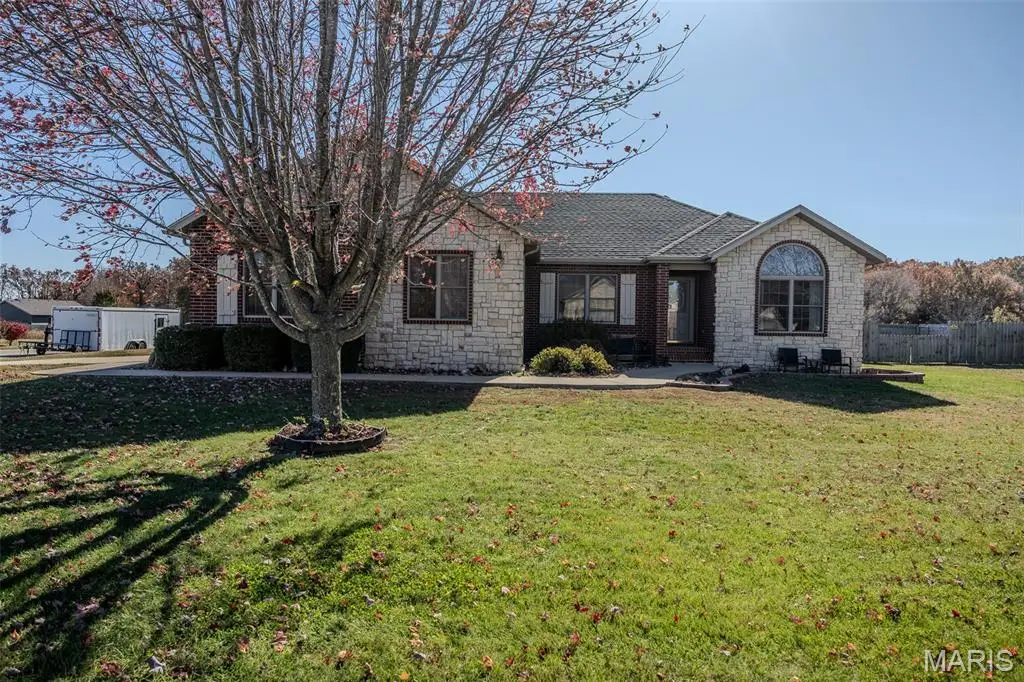 460 Prairie Ridge Drive, Lebanon, MO 65536 - Image #1