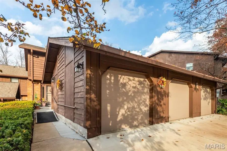 2005 Meadowtree Lane, Kirkwood, MO 63122 - Image #2