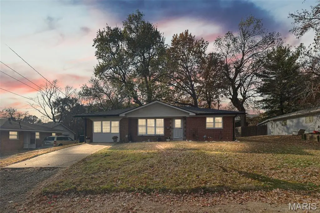 123 Pawnee Drive, Swansea, IL 62226 - Image #1