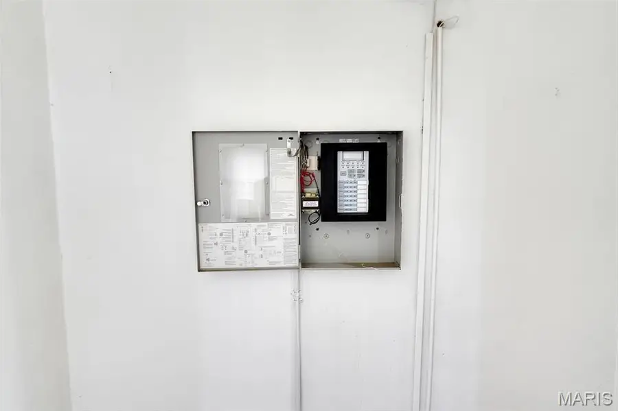 4416 San Francisco Avenue, Saint Louis, MO 63115 - Image #2