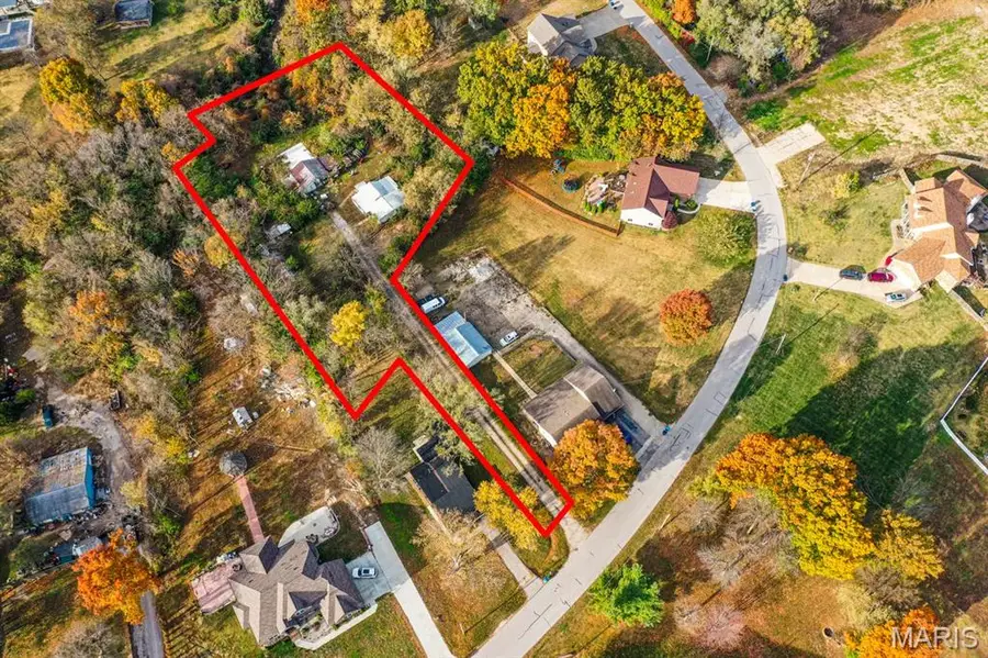 401 Blanche Drive, Saint Charles, MO 63303 - Image #2