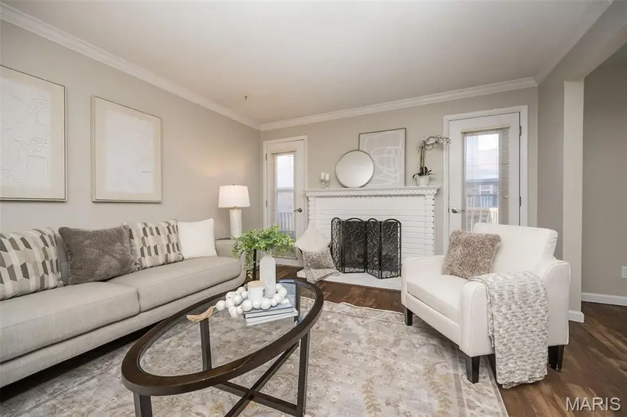 10381 Oxford Hill Drive #22, Saint Louis, MO 63146 - Image #2