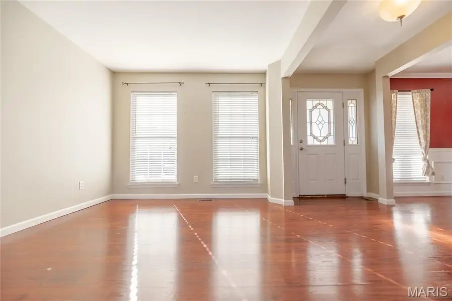 34 Logan Crossing Circle, Ofallon, MO 63366 - Image #2