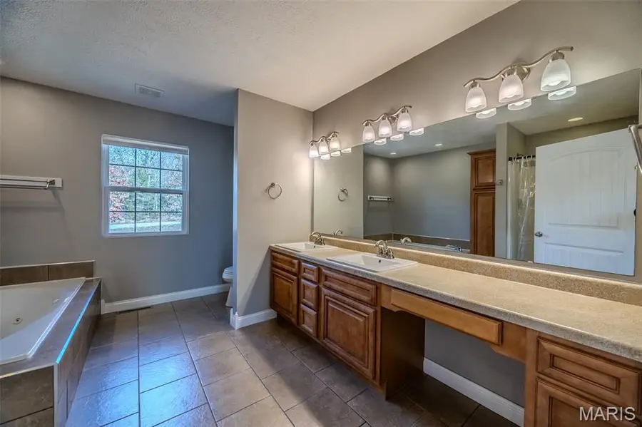 14190 Country Lane, Dixon, MO 65459 - Image #3