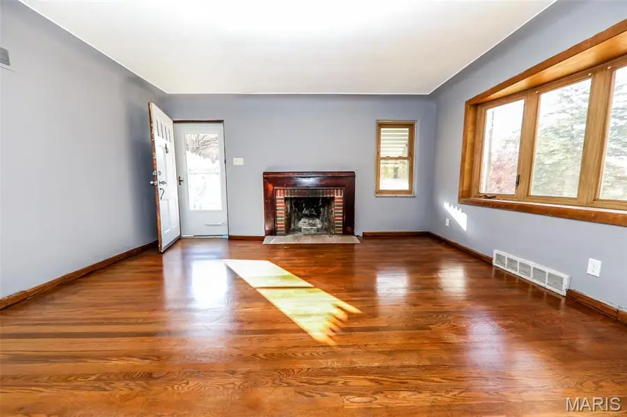 29 Hadfield Lane, Caseyville, IL 62232 - Image #2