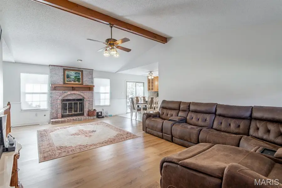 7012 Chalkstone Road, Oakville, MO 63129 - #2