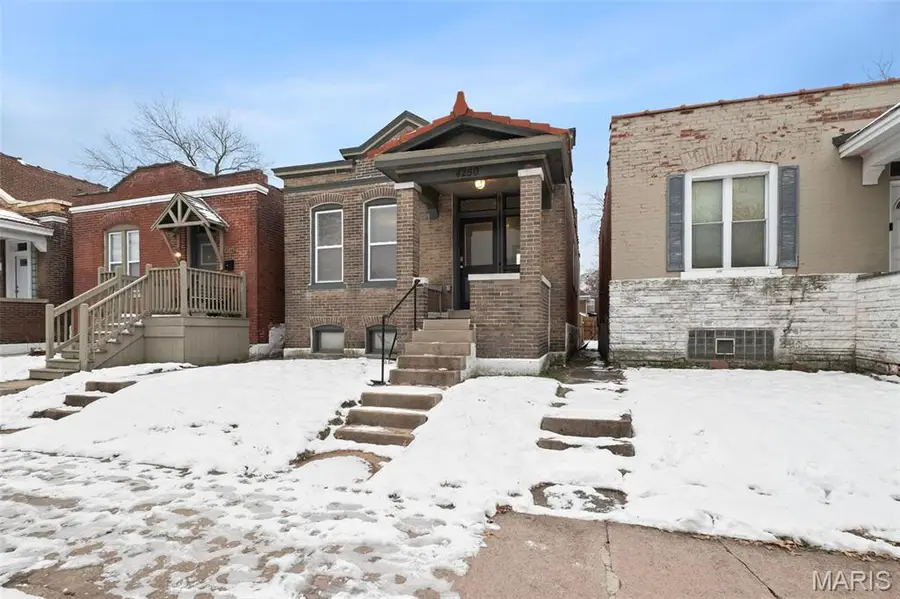 4250 Connecticut Street, Saint Louis, MO 63116 - Image #3