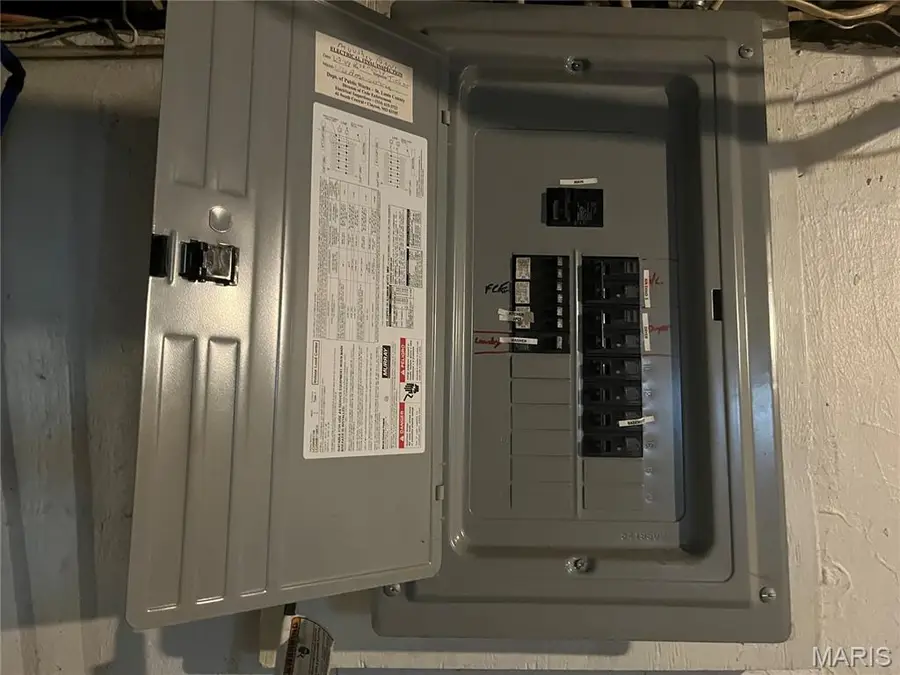 5581 Sunbury Avenue, Country Club Hills, MO 63136 - Image #2