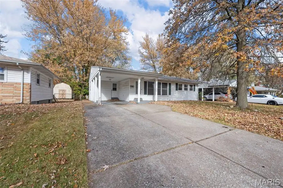 17 Glynn Drive, Florissant, MO 63031 - Image #3