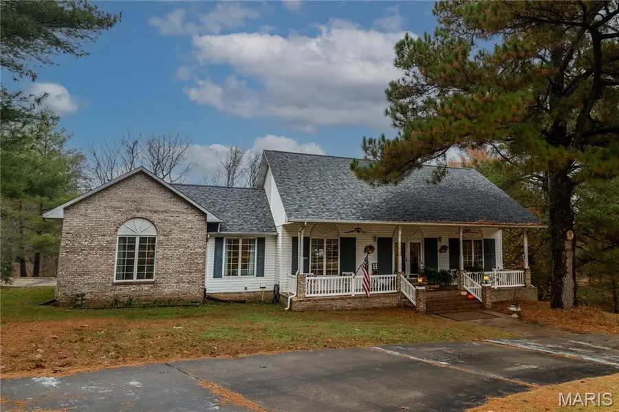 18049 Thomas Drive, Dexter, MO 63841 - Image #2