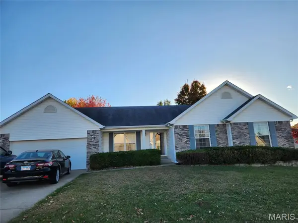 857 Rambling Pine Drive, St Charles, MO 63303