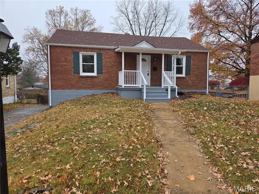 106 Sylvia Drive, Mehlville, MO 63125 - Image #3