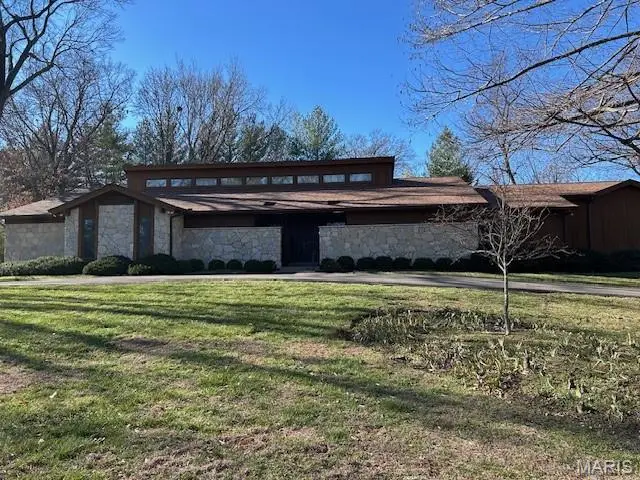 1673 Frontenac Woods Lane, Frontenac, MO 63131 - Image #1