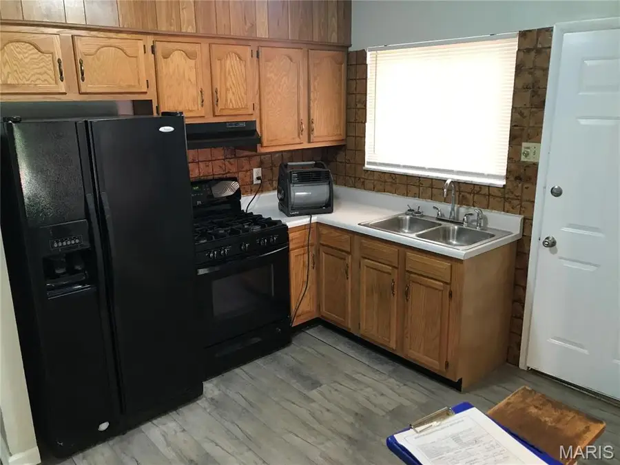 4254 John Avenue, Saint Louis, MO 63107 - Image #2