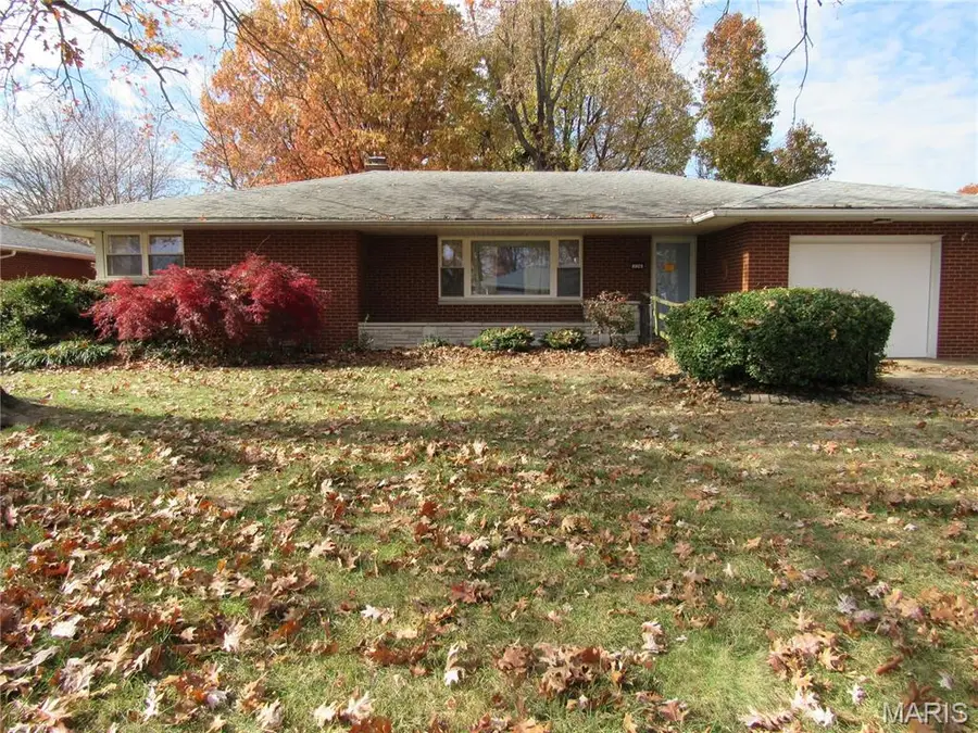 734 Berry Road, Wood River, IL 62095 - Image #2