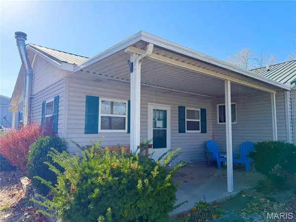 41372 Eisenhower Trl., Perry, MO 63462