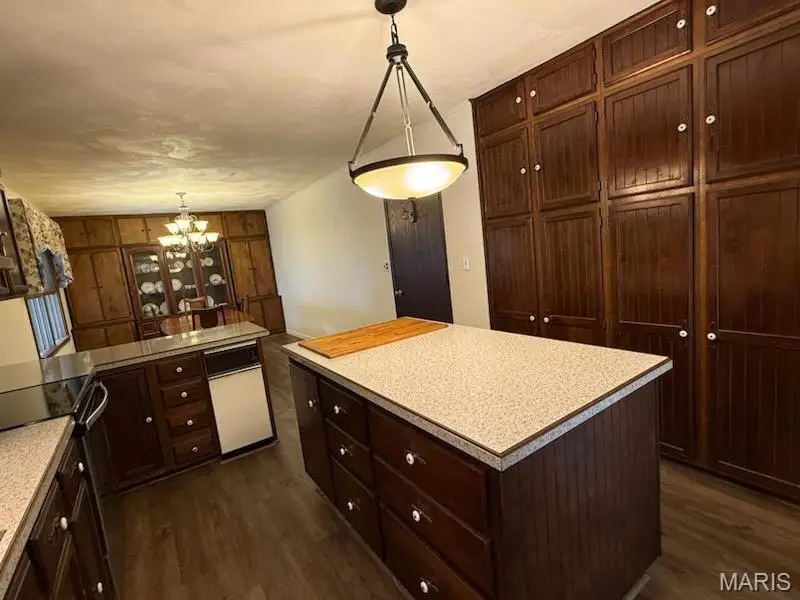 2620 Carolyn Boulevard, Granite City, IL 62040 - Image #2