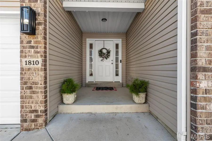 1810 Valley View Circle, Festus, MO 63028 - Image #2