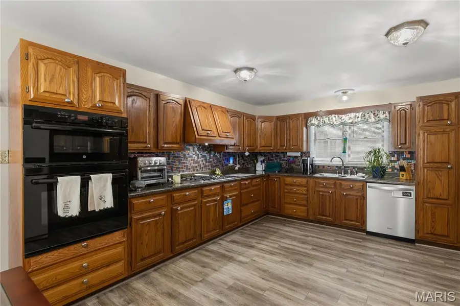 213 Lincoln Lane, Winfield, MO 63389 - Image #2