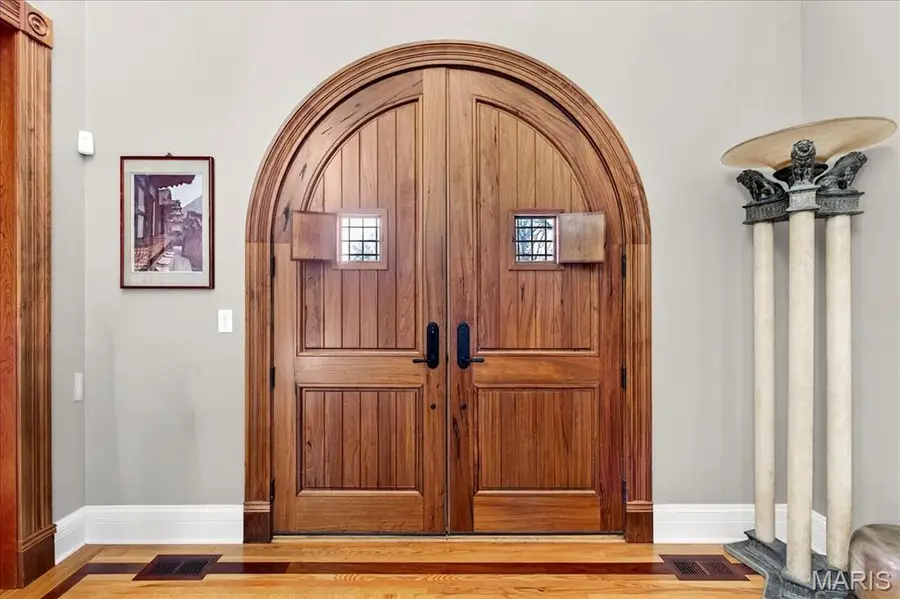 10600 Country View Drive, Creve Coeur, MO 63141 - #3