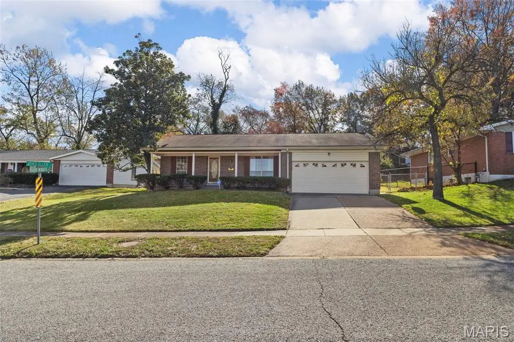 910 Cheri Heights Court, Ferguson, MO 63135 - Image #1