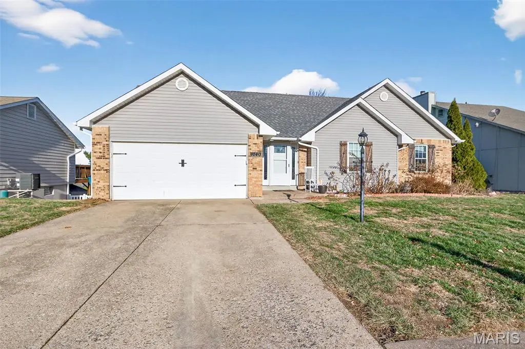 1040 Apricot Drive, Saint Charles, MO 63301 - Image #1