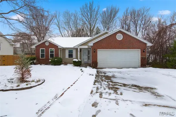 206 Newcastle Drive, Fairview Heights, IL 62208