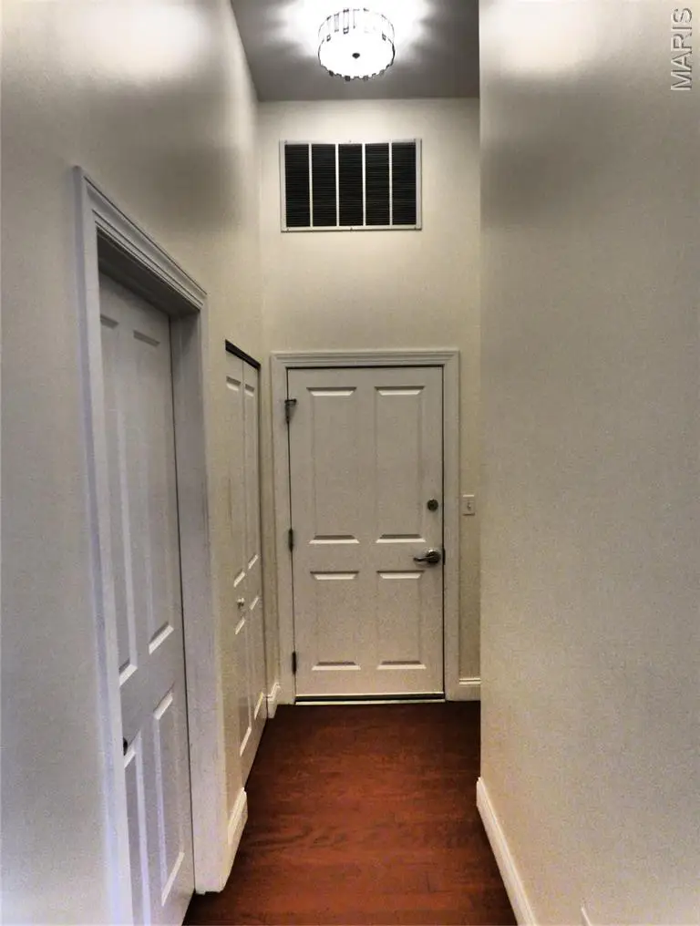 1515 Lafayette Avenue #403, Saint Louis, MO 63104 - Image #3