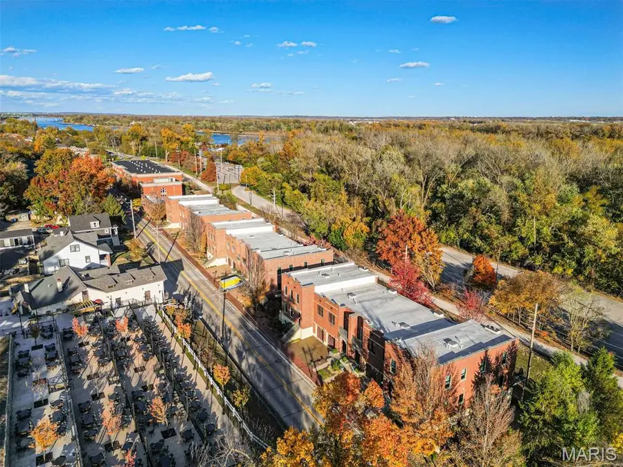 1228 S Main Street #1C, Saint Charles, MO 63301 - #3