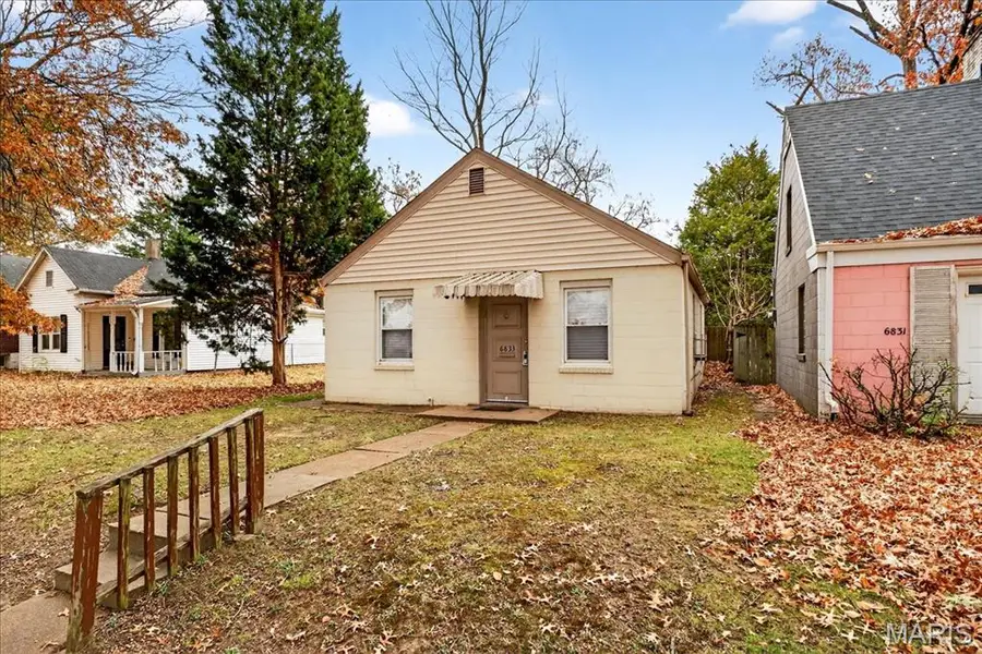 6833 Corbitt Avenue, Saint Louis, MO 63130 - Image #2