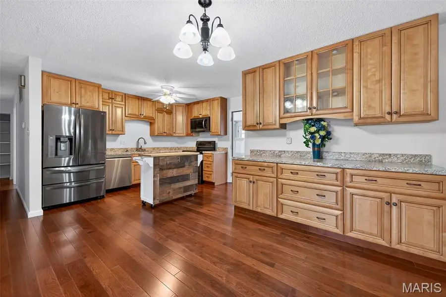 21 Lemon Tree Drive, Saint Peters, MO 63376 - Image #3