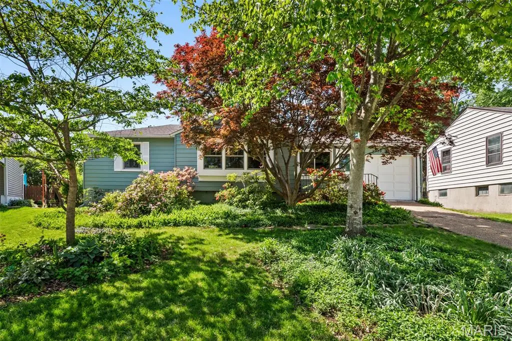 9208 Hallock Drive, Saint Louis, MO 63123 - #1