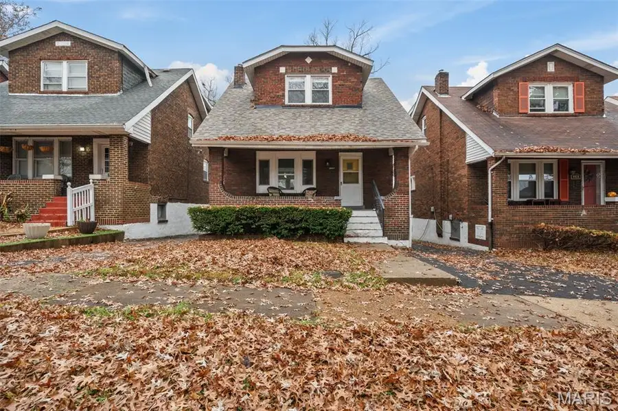 6827 Plymouth Avenue, University City, MO 63130 - Image #2