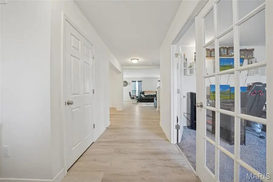 424 Rock Ridge Road, Wentzville, MO 63385 - Image #2