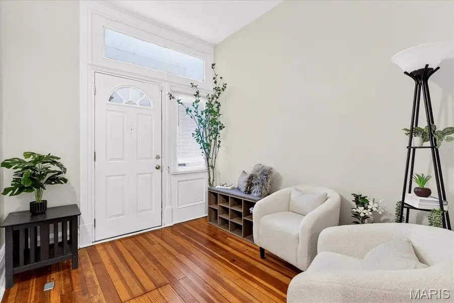 3840 S Compton Avenue, Saint Louis, MO 63118 - Image #3