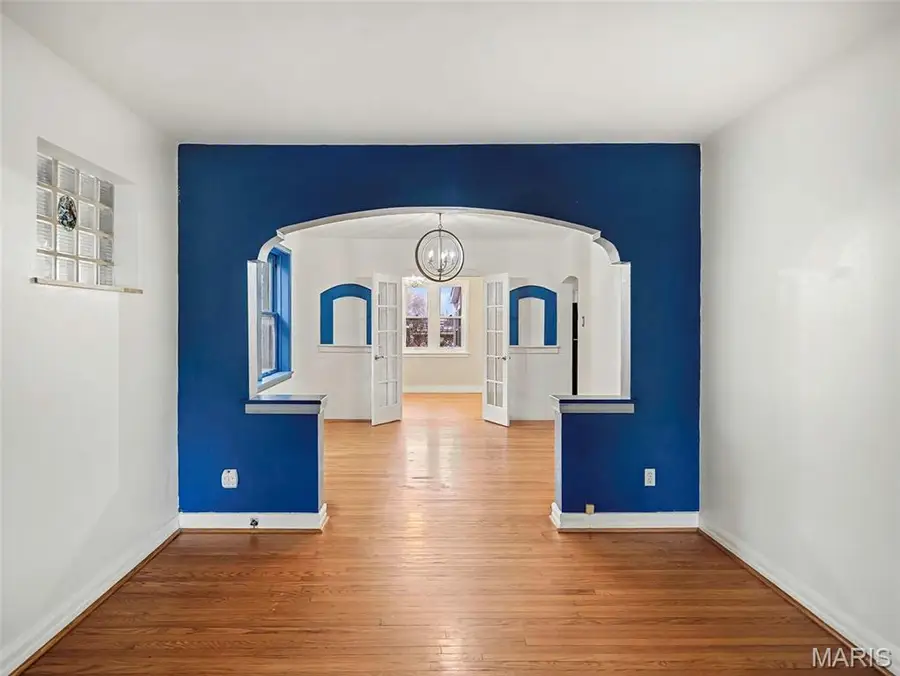 5139 Goethe Avenue, Saint Louis, MO 63109 - Image #2