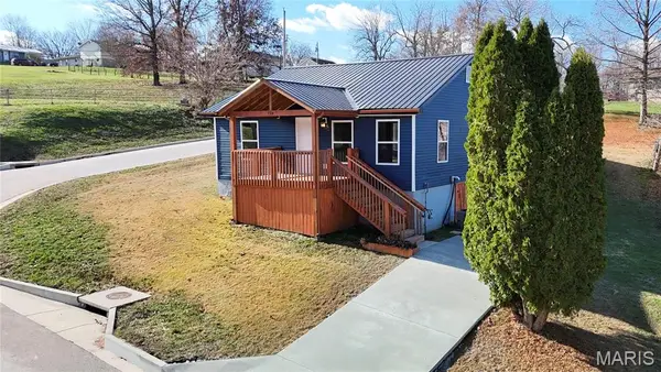 720 Kennett Street, De Soto, MO 63020