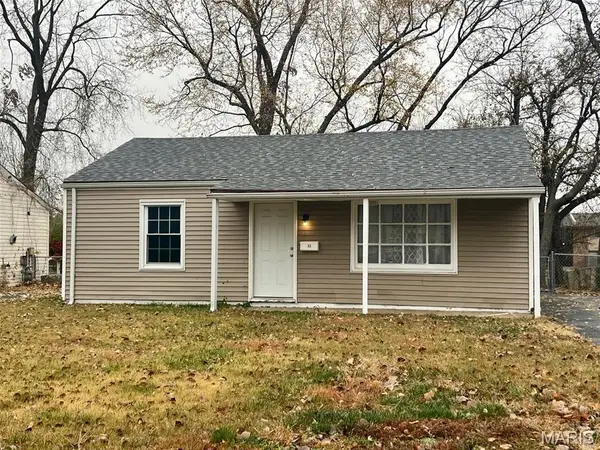 32 Florval Drive, Florissant, MO 63031