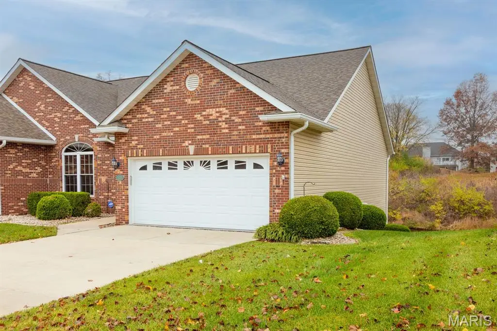 129 Summit Ridge, Maryville, IL 62062 - Image #1