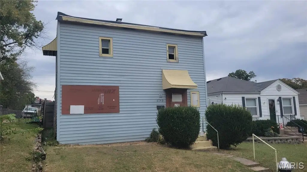 6743 W Park Avenue, Saint Louis, MO 63139 - Image #1