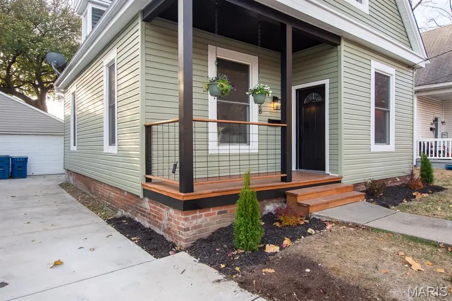 728 N Kingshighway Street, Saint Charles, MO 63301 - Image #2