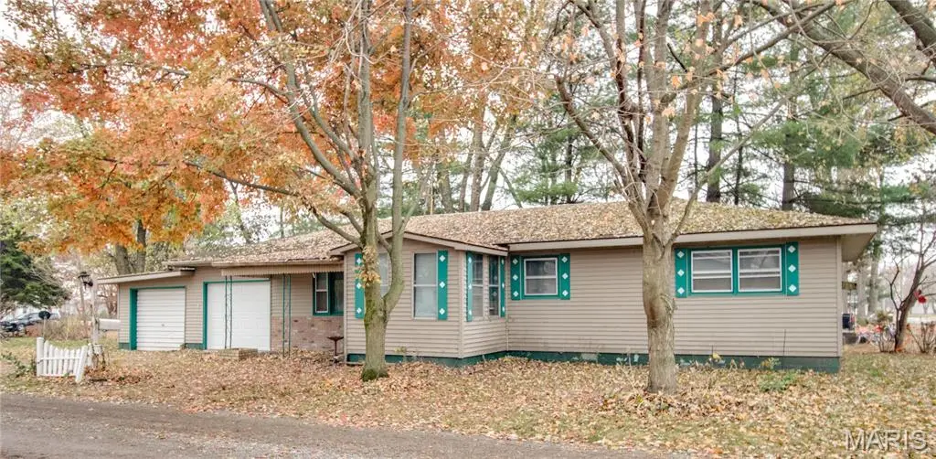 808 College Street, Greenfield, IL 62044 - Image #1