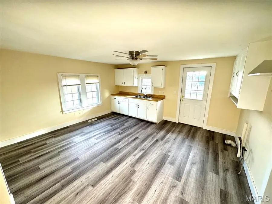 201 W Massie Street, Palmyra, MO 63461 - Image #3