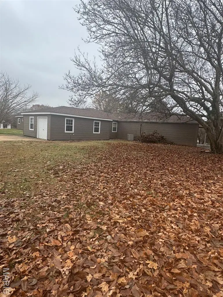 301 W Shawnee Street, Bloomfield, MO 63825 - Image #2